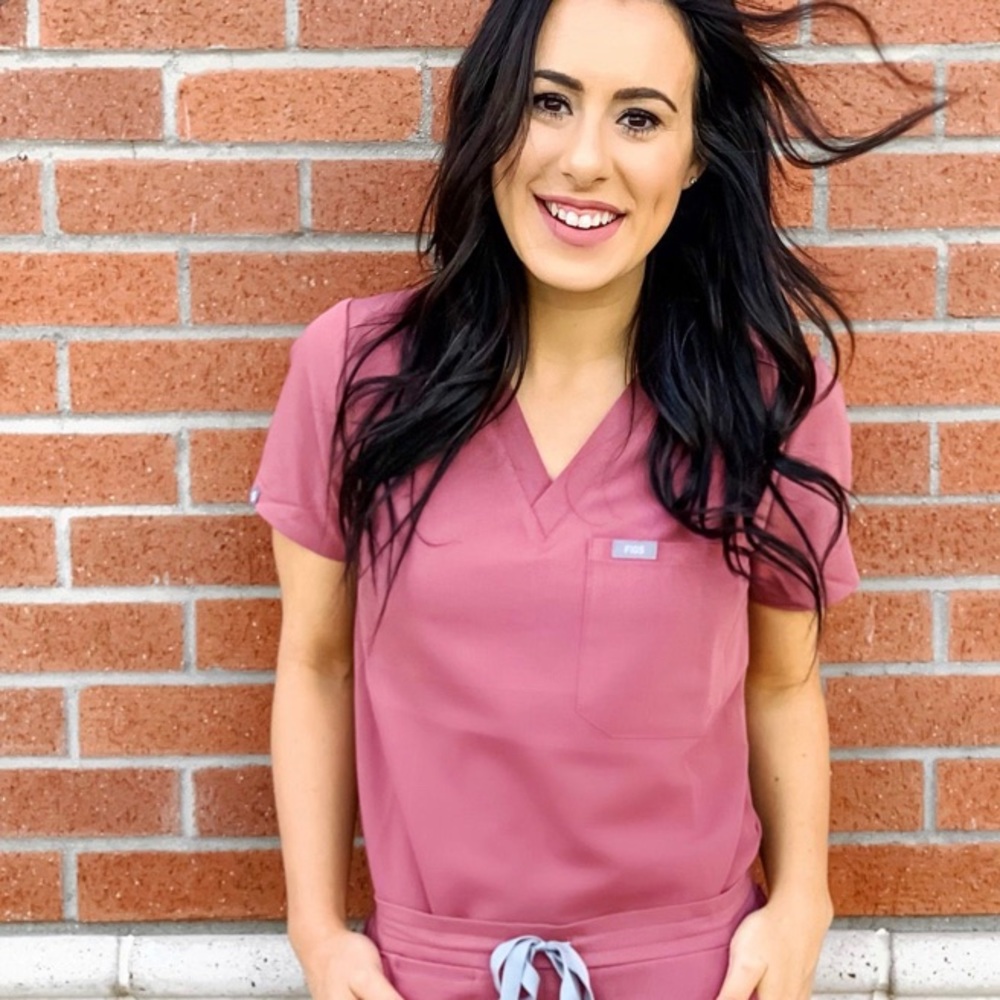 FIGS scrub top MAUVE